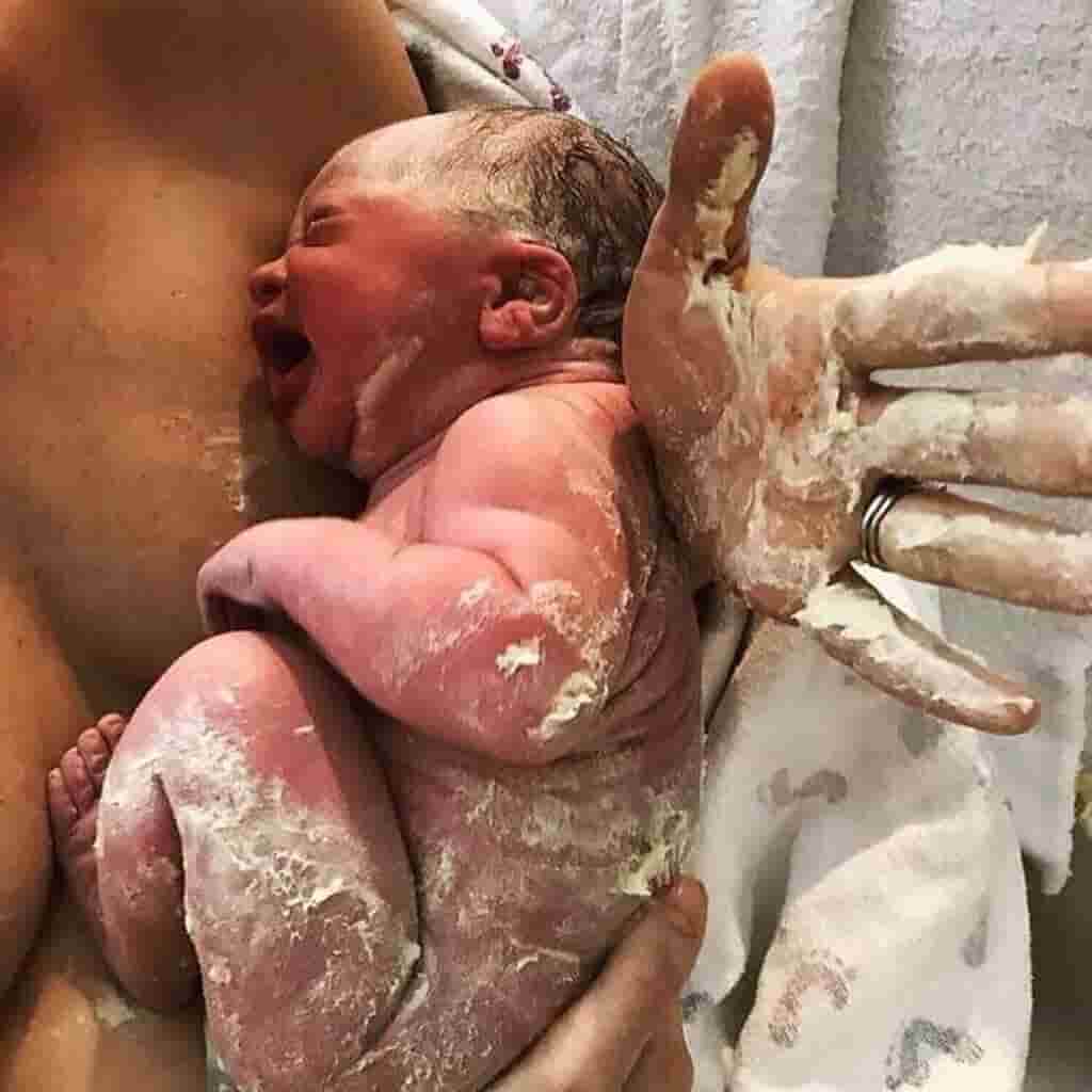 There is nothing happier than the moment when a mother holds her newborn baby in her arms as soon as it is born, it feels like the whole world is wrapped in a warm embrace.
