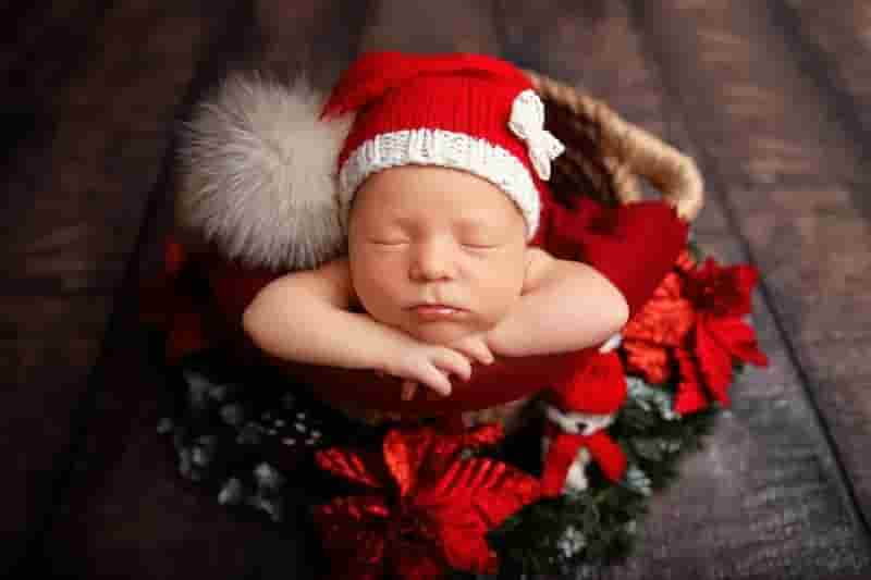 Baby’s Christmas photo