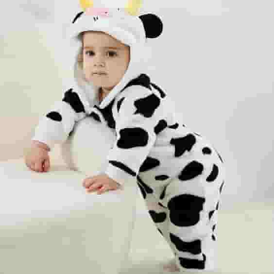 Cute Baby Dressed as Animals: Adorable and Playful.hanh