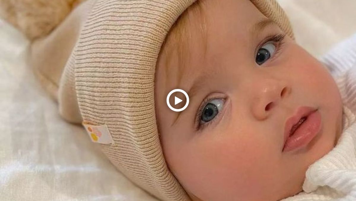 Adorable Baby Takes the Internet by Storm: Innocence That Melts Hearts Everywhere